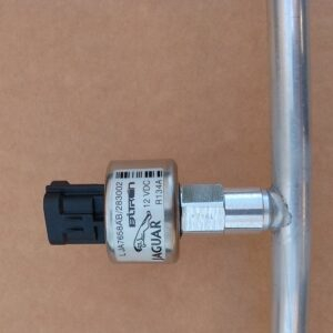 MJA7341BD Tubo aria condizionata con pressostato, originale Jaguar XK8