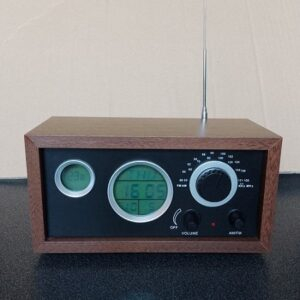 Radiolina in legno portatile a batterie