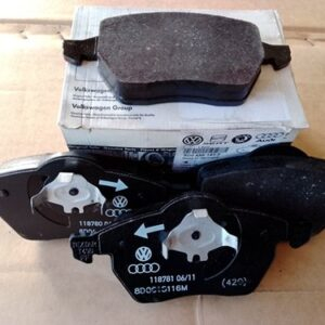 Pasticche anteriori Audi A4, Audi 100, Volkswagen Passat, originali 8d0698151f